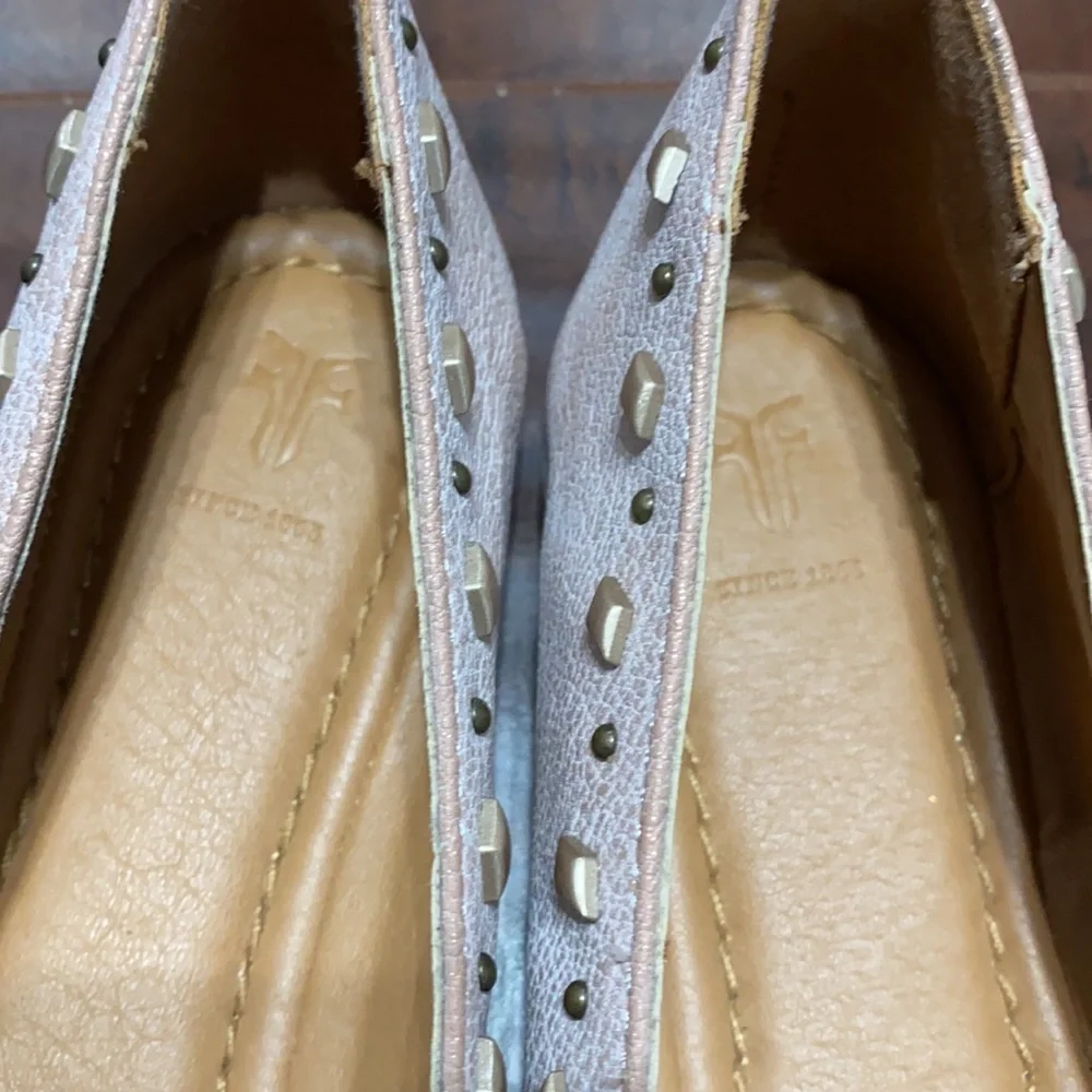 Frye Girl’s Carson Studded Flat Size 3